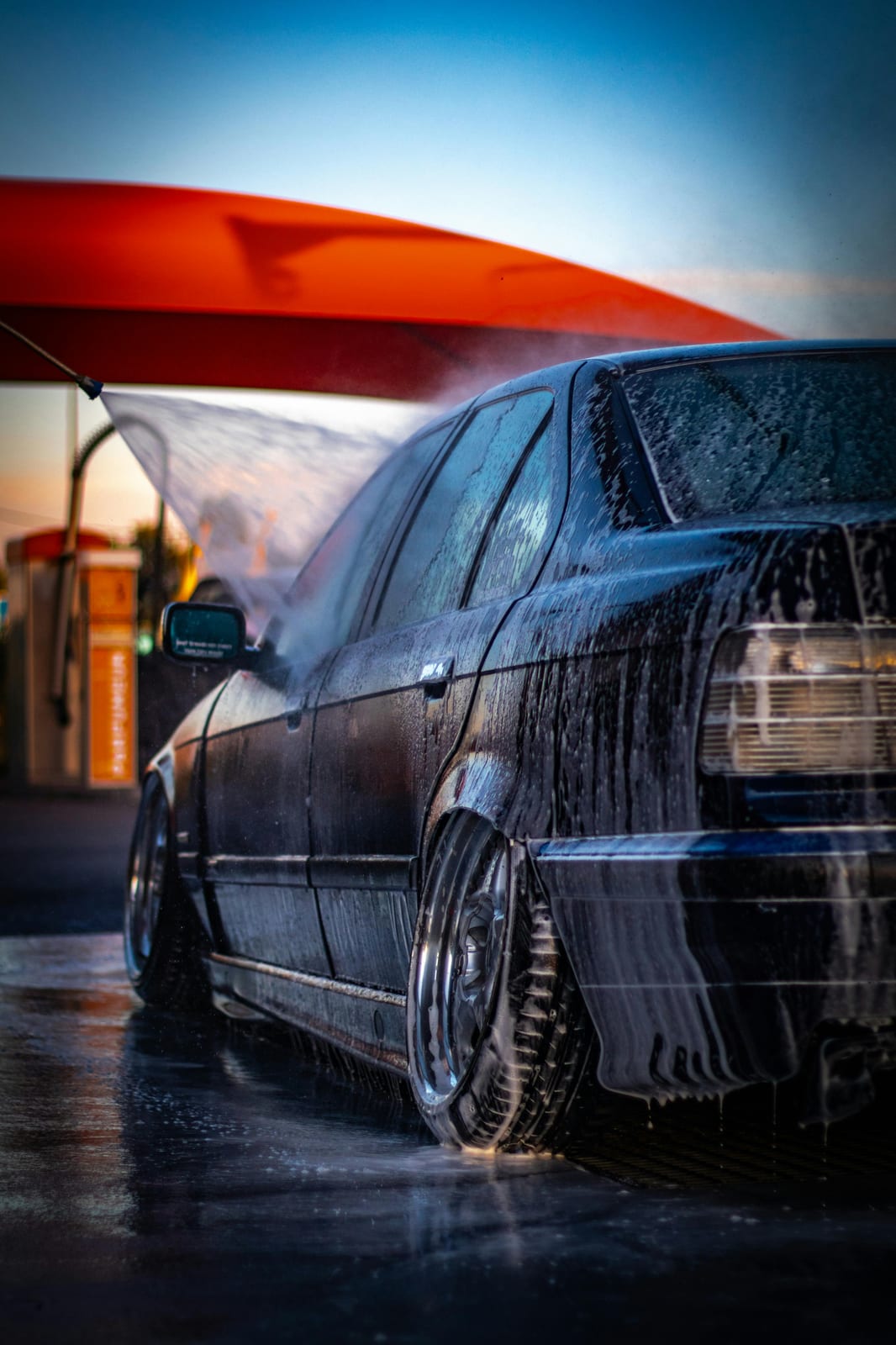 Professional mobile carwash service